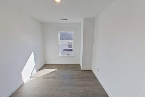 14-Catawba-Ave-B-Greenville-SC-29611-25