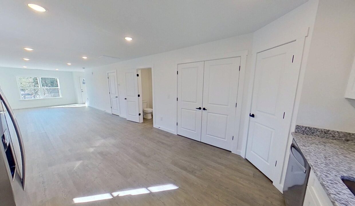 14-Catawba-Ave-B-Greenville-SC-29611-4