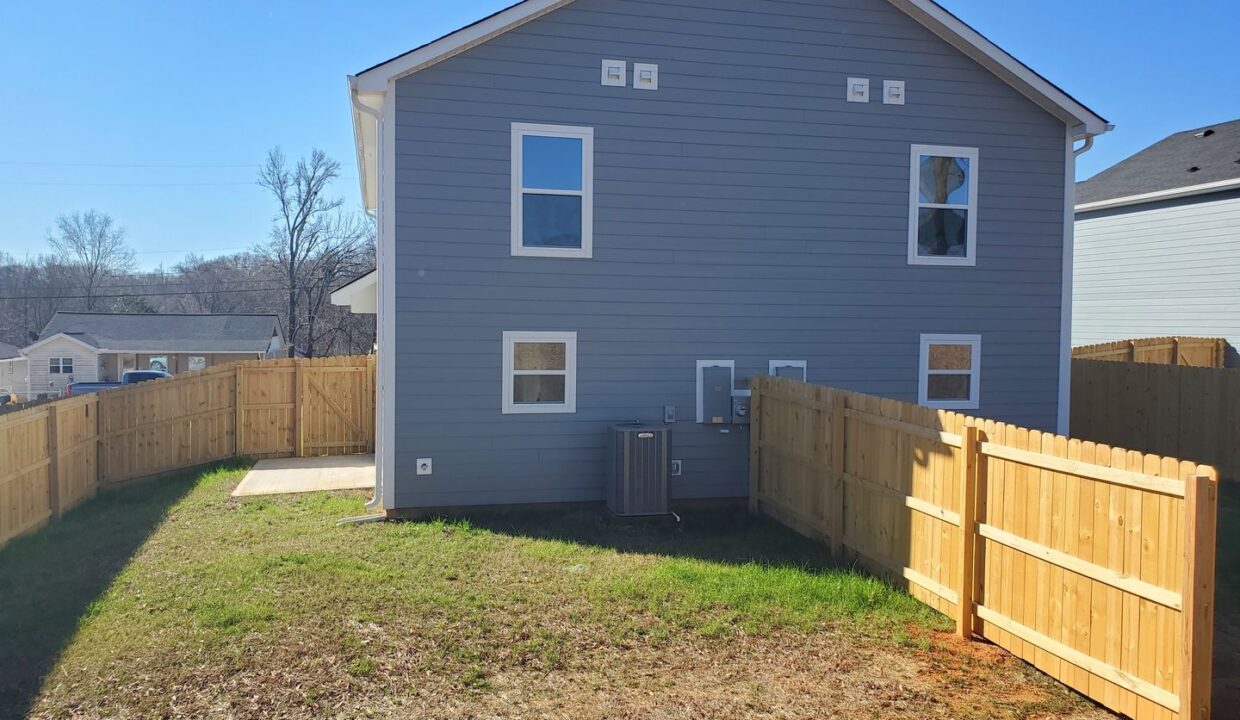 14-Catawba-Ave-B-Greenville-SC-29611-7