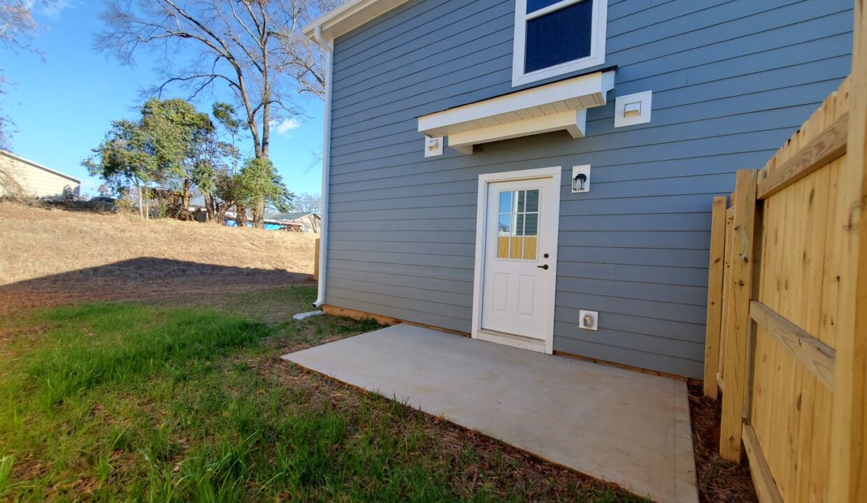 16-Catawba-Ave-A-Greenville-SC-29611-15