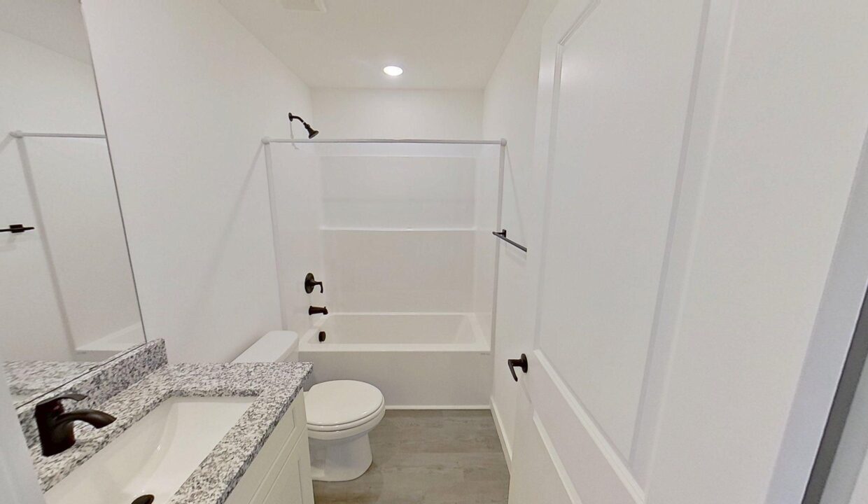 16-Catawba-Ave-B-Greenville-SC-29611-14