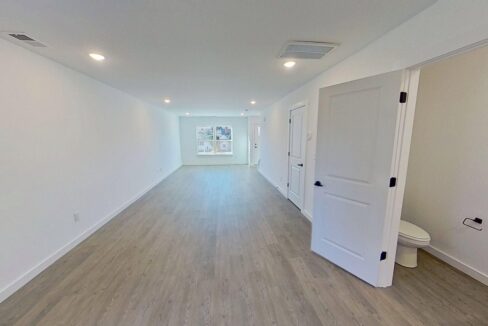 16-Catawba-Ave-B-Greenville-SC-29611-4