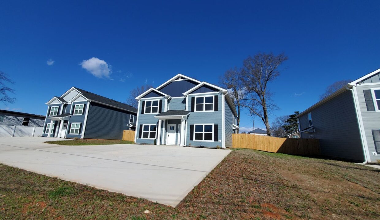16-Catawba-Ave-B-Greenville-SC-29611-7