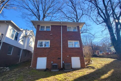 208-N-Sunset-Dr-Winston-Salem-NC-27101-11