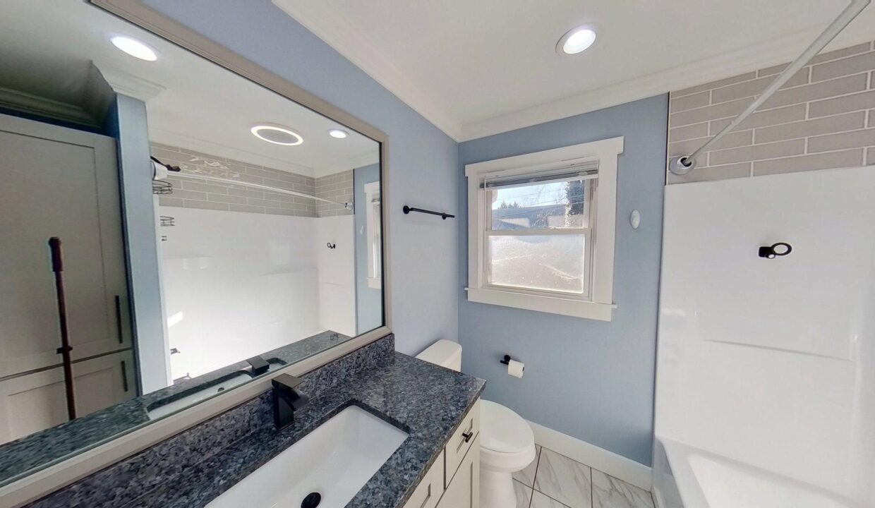 208-N-Sunset-Dr-Winston-Salem-NC-27101-14