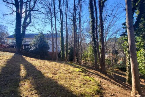 208-N-Sunset-Dr-Winston-Salem-NC-27101-19