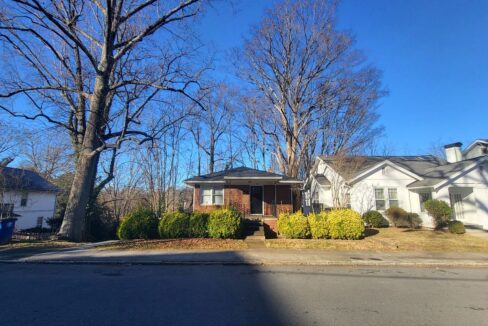 208-N-Sunset-Dr-Winston-Salem-NC-27101-23