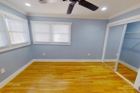 208-N-Sunset-Dr-Winston-Salem-NC-27101-24