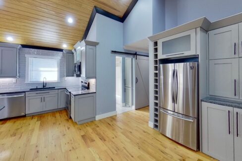 208-N-Sunset-Dr-Winston-Salem-NC-27101-25