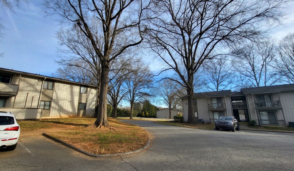 2240-Sunderland-Rd-71N-Winston-Salem-NC-27103-30