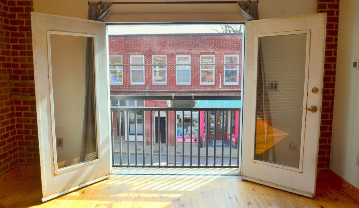 3205-N-Davidson-St-204-Charlotte-NC-28205-10