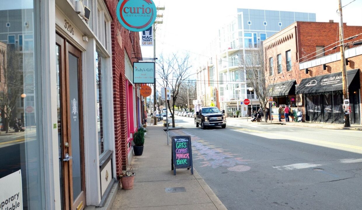 3205-N-Davidson-St-204-Charlotte-NC-28205-14