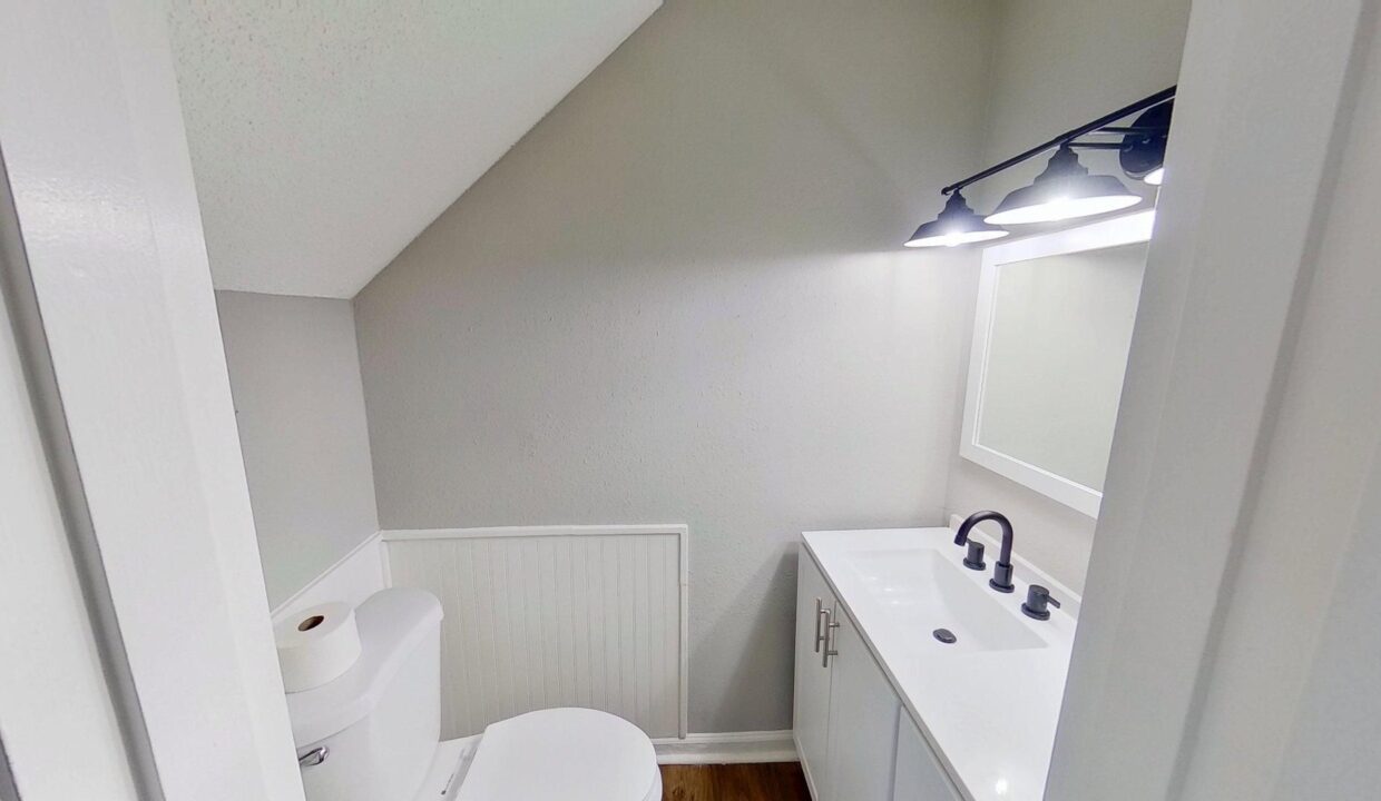 422-Muirs-Chapel-Rd-Greensboro-NC-27410-12