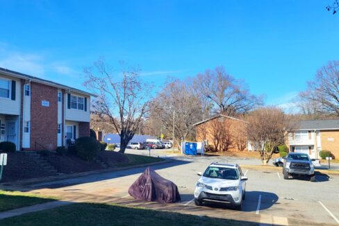 422-Muirs-Chapel-Rd-Greensboro-NC-27410-15