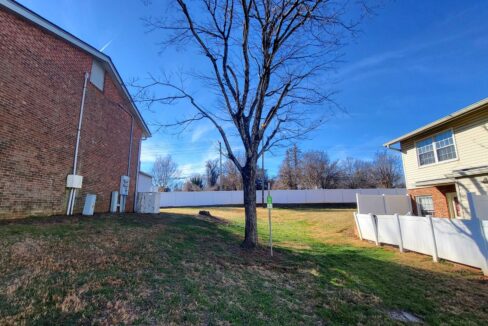 422-Muirs-Chapel-Rd-Greensboro-NC-27410-17