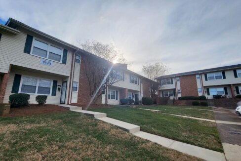 422-Muirs-Chapel-Rd-Greensboro-NC-27410-21