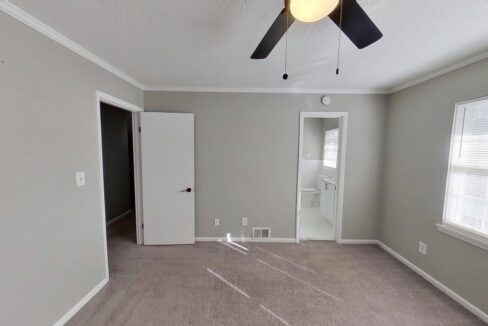 422-Muirs-Chapel-Rd-Greensboro-NC-27410-23