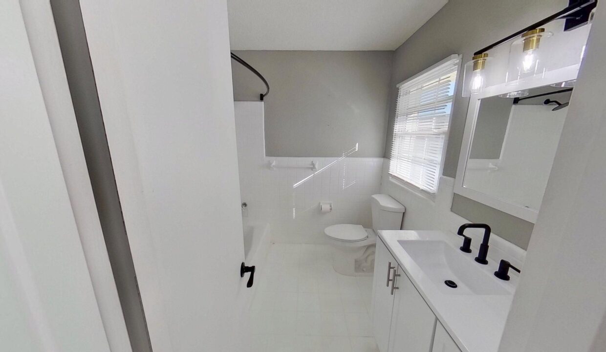 422-Muirs-Chapel-Rd-Greensboro-NC-27410-24