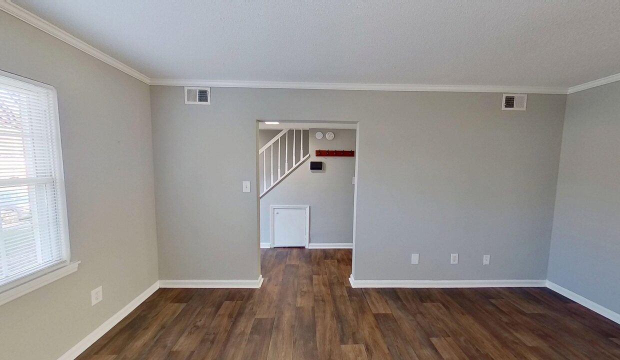 422-Muirs-Chapel-Rd-Greensboro-NC-27410-8