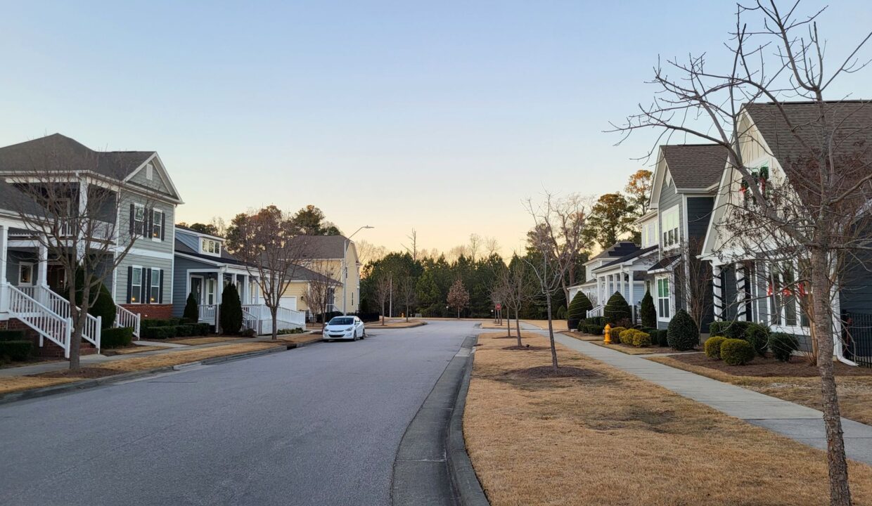 6605-Truxton-Ln-Raleigh-NC-27616-37