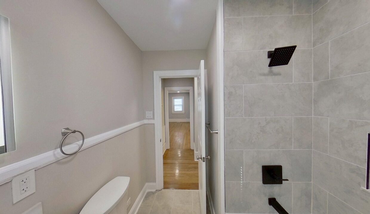 7-Ratcale-Ln-B-Durham-NC-27705-21