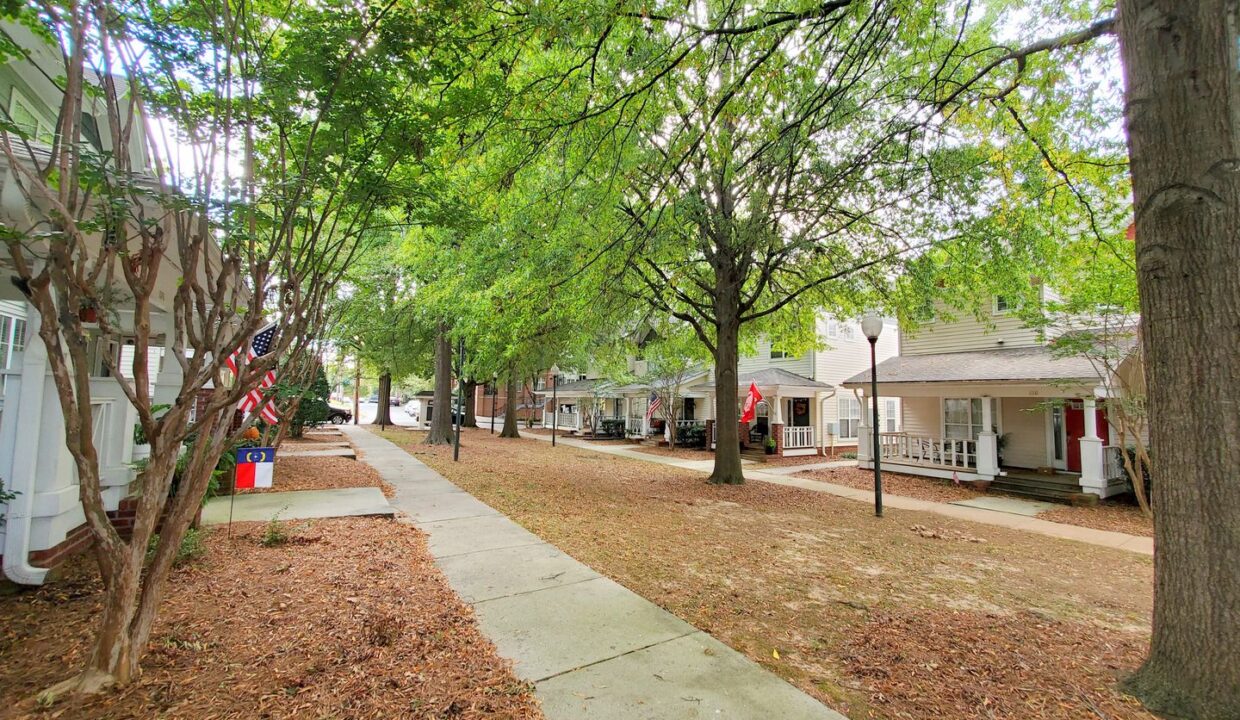 1080-W-1st-St-Charlotte-NC-28202-23