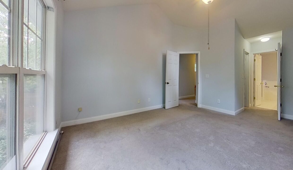 1080-W-1st-St-Charlotte-NC-28202-26