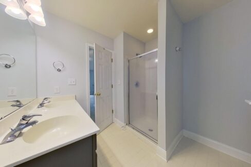 1080-W-1st-St-Charlotte-NC-28202-31