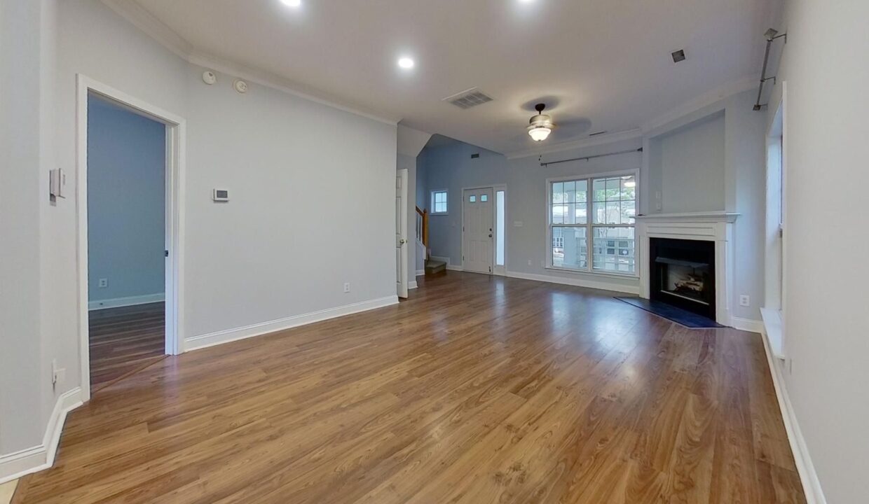 1080-W-1st-St-Charlotte-NC-28202-4