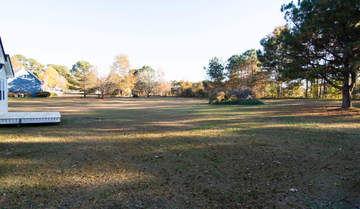 112-Stonehenge-Dr-Clayton-NC-27520-14