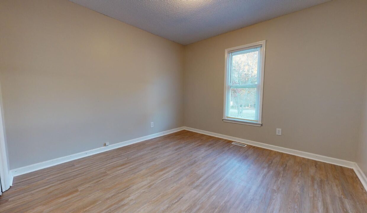 112-Stonehenge-Dr-Clayton-NC-27520-7