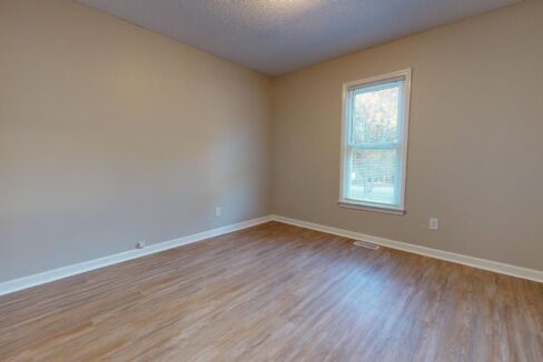 112-Stonehenge-Dr-Clayton-NC-27520-7