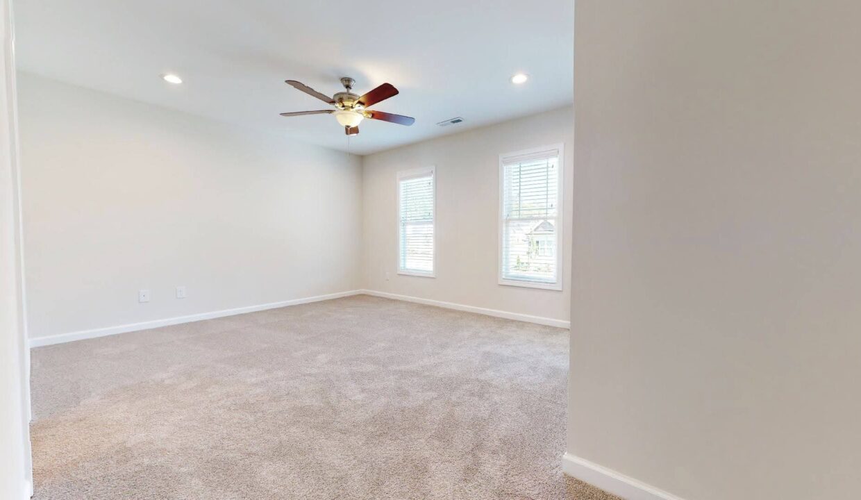 16-Englemann-Ct-Wendell-NC-27591-17