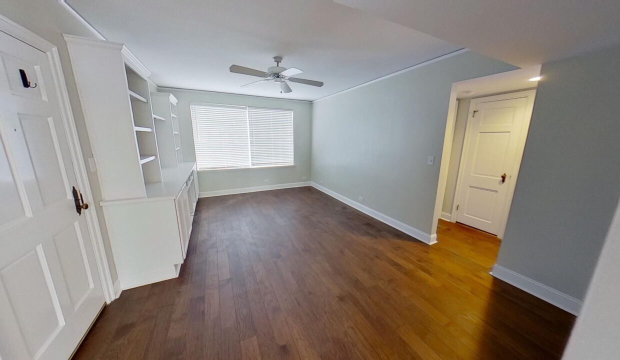 1700-N-Elm-St-Q1-Greensboro-NC-27408-10