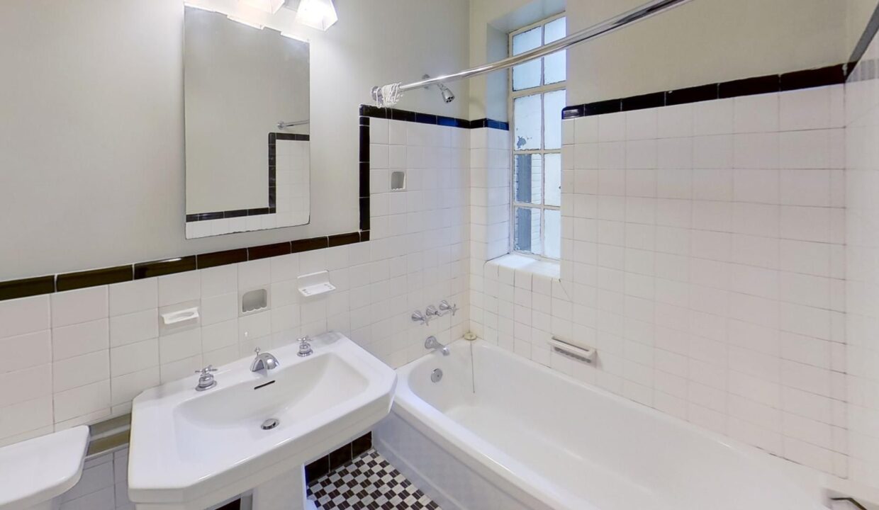 1700-N-Elm-St-Q1-Greensboro-NC-27408-13