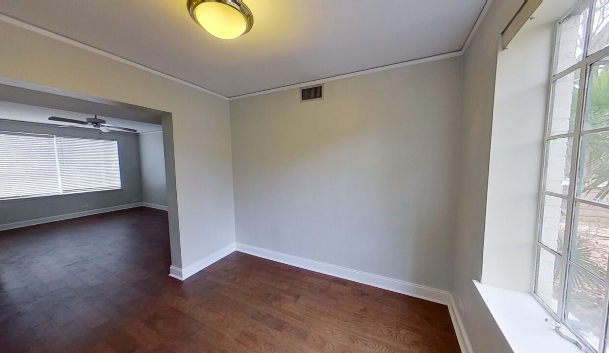 1700-N-Elm-St-Q1-Greensboro-NC-27408-19