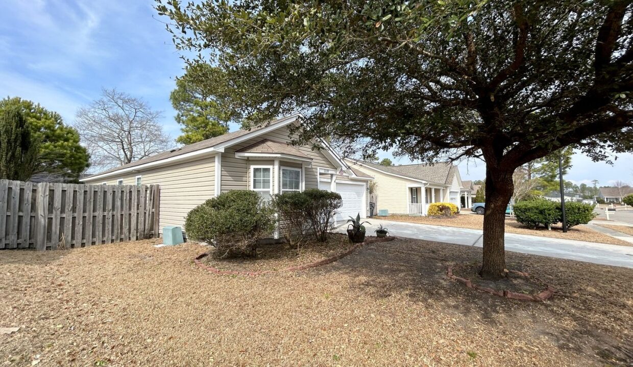 2039-Southern-Pine-Dr-Leland-NC-28451-14