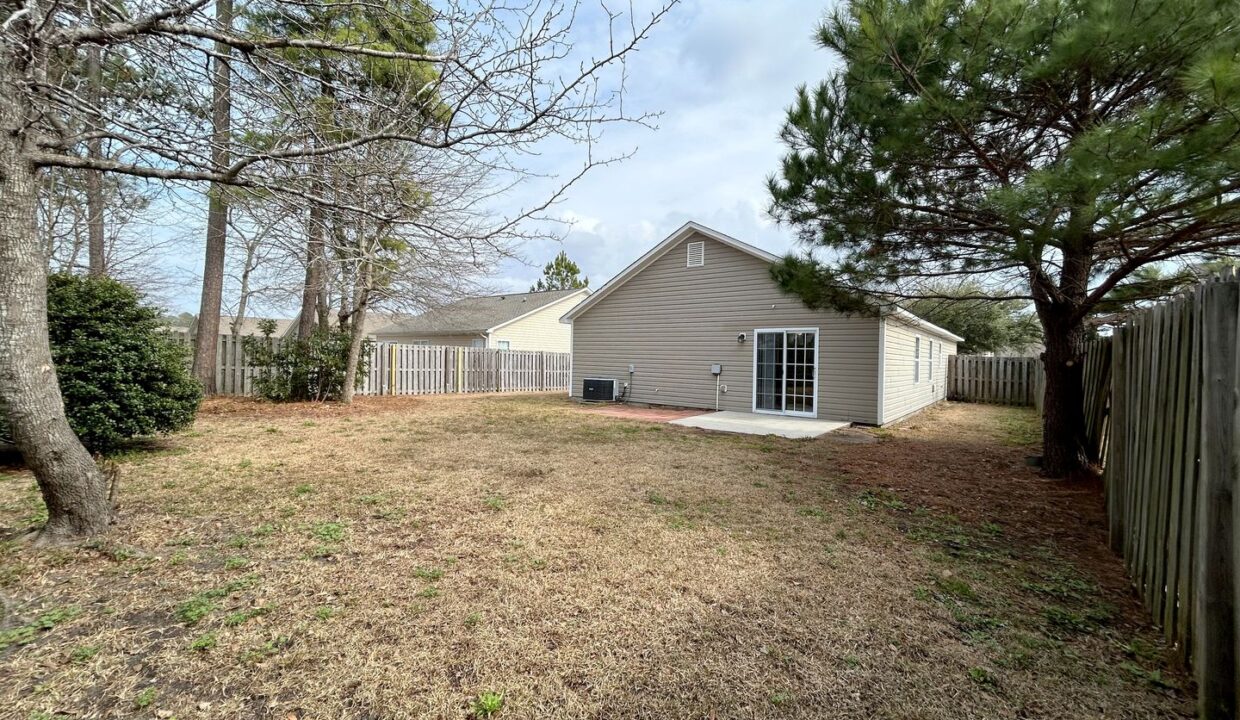 2039-Southern-Pine-Dr-Leland-NC-28451-5