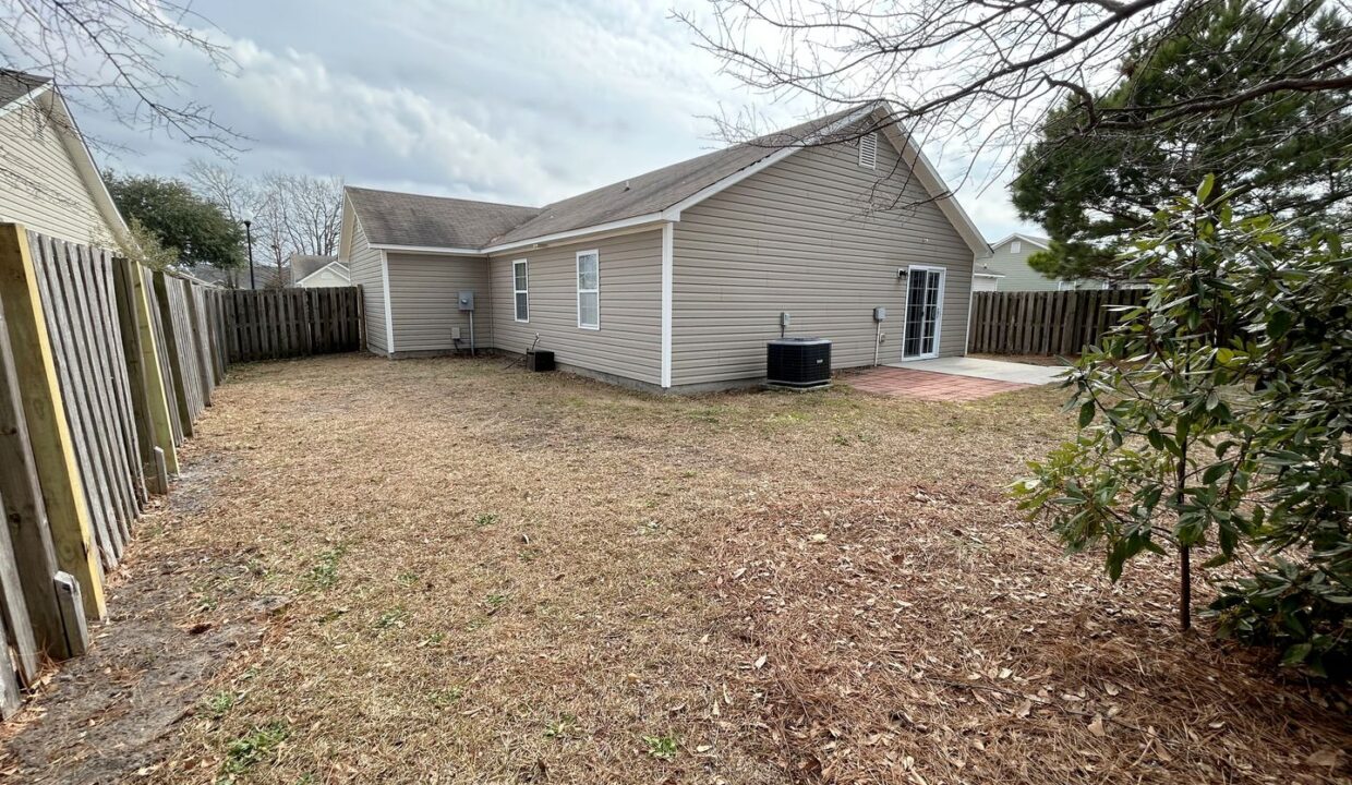 2039-Southern-Pine-Dr-Leland-NC-28451-7