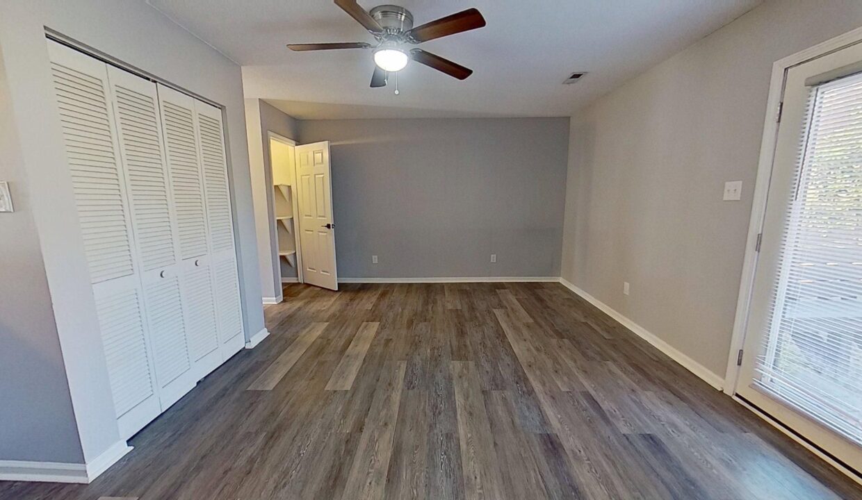 215-Lafayette-Rd-B-Raleigh-NC-27604-29