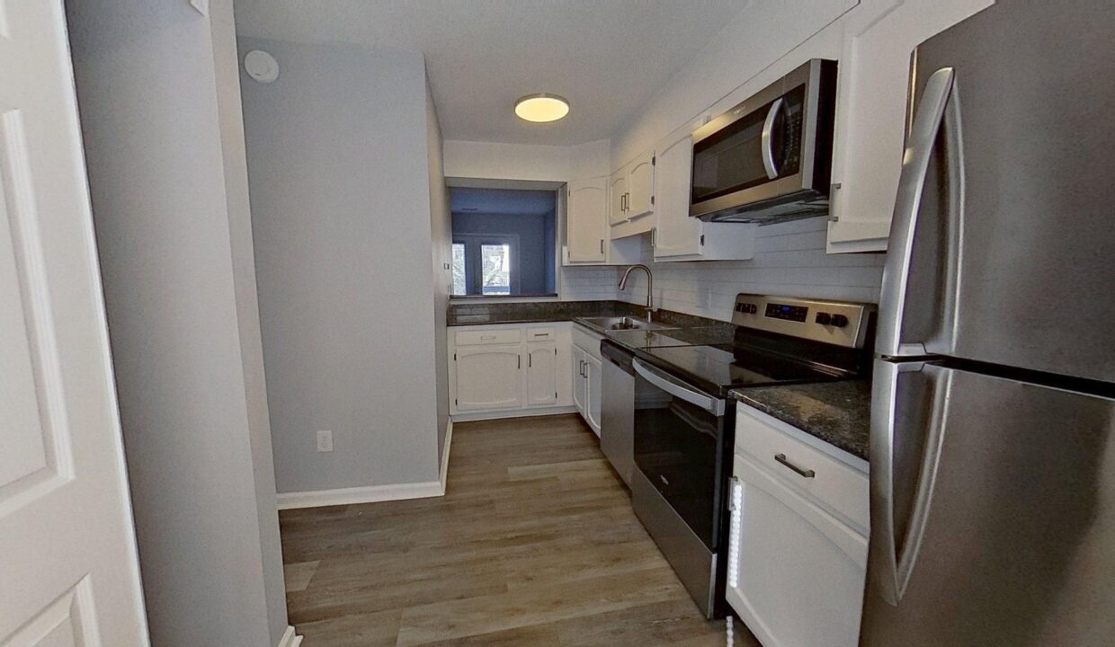 215-Lafayette-Rd-B-Raleigh-NC-27604-35