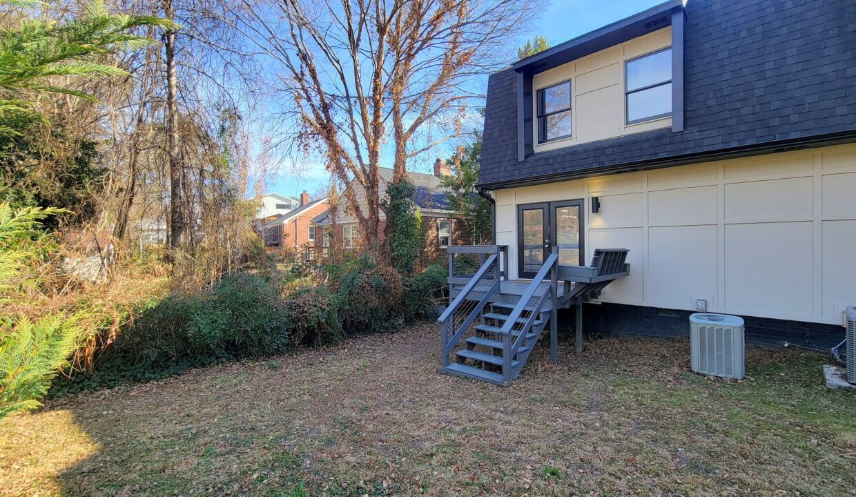 215-Lafayette-Rd-B-Raleigh-NC-27604-39