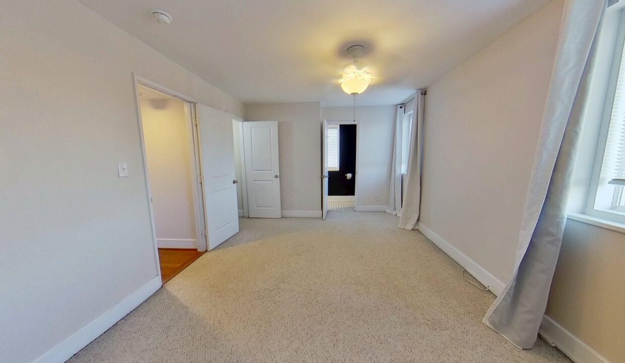 2425-Vail-Ave-A19-Charlotte-NC-28207-14