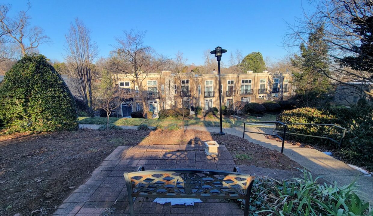 2425-Vail-Ave-A19-Charlotte-NC-28207-17