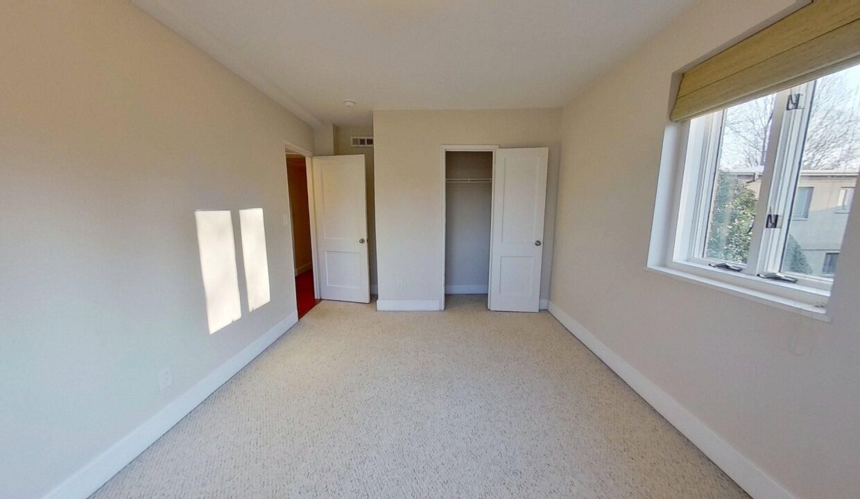 2425-Vail-Ave-A19-Charlotte-NC-28207-22