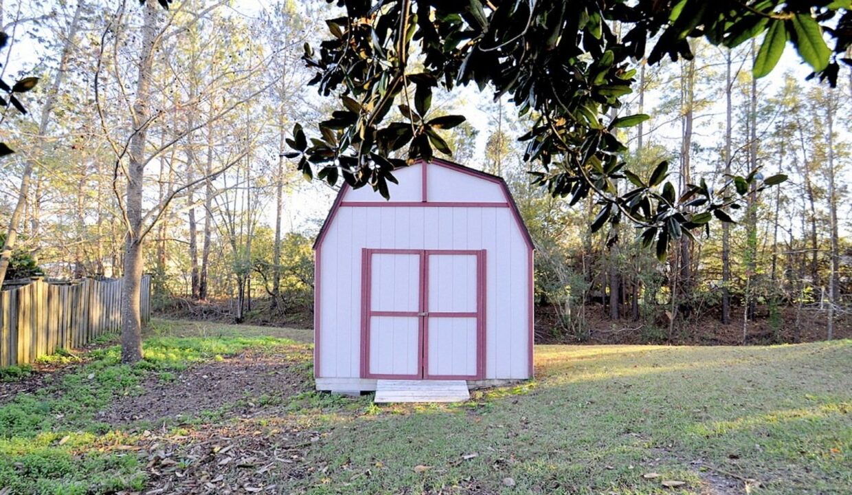 2800-Berry-Patch-Ct-Castle-Hayne-NC-28429-18