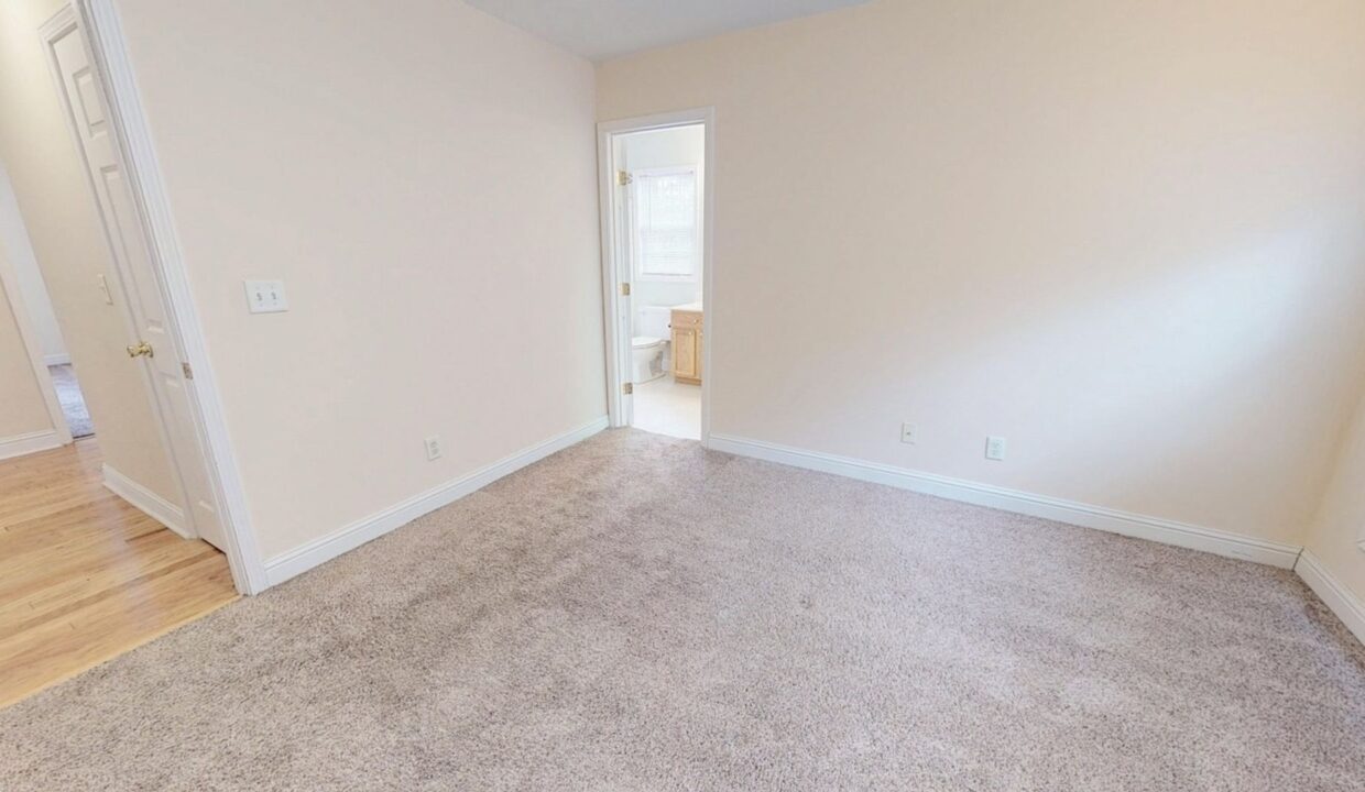 2800-Berry-Patch-Ct-Castle-Hayne-NC-28429-21