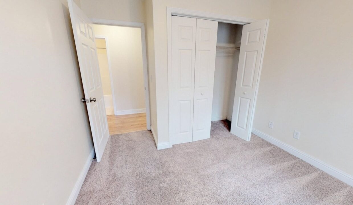 2800-Berry-Patch-Ct-Castle-Hayne-NC-28429-24