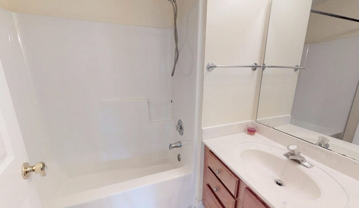 2800-Berry-Patch-Ct-Castle-Hayne-NC-28429-27