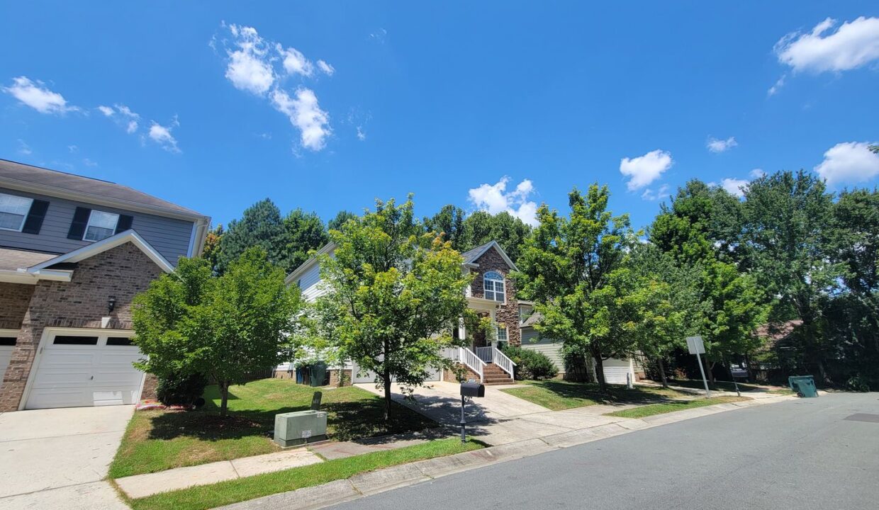 414-Longford-Ct-Durham-NC-27713-11